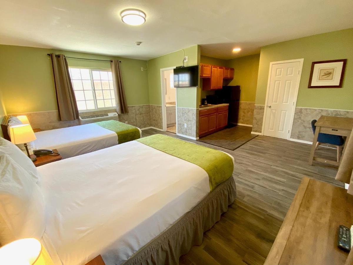 Europa Inn & Suites Desert Hot Springs Zewnętrze zdjęcie